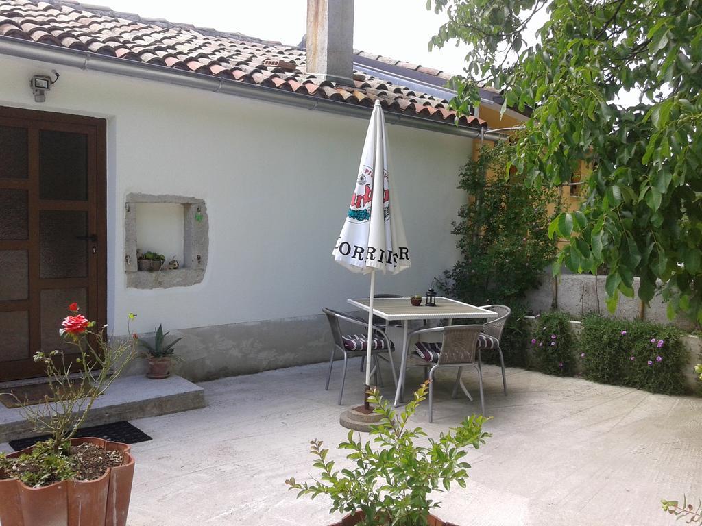 Apartment Bella Vista 2 Buzet Dış mekan fotoğraf